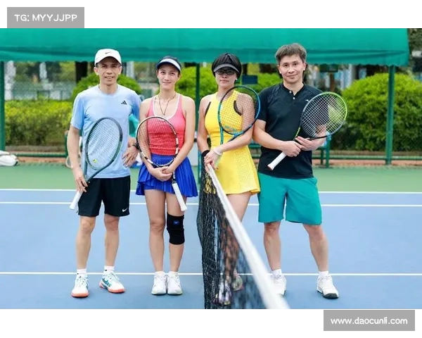 网球比赛赛后采访：选手心路历程与比赛关键时刻的深度解析