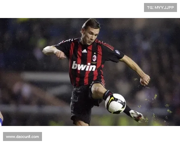 科莫今夏转会市场投入超1亿欧成为意大利第二大烧钱球队 科莫今夏转会市场投入超1亿欧成为意大利第二大烧钱球队